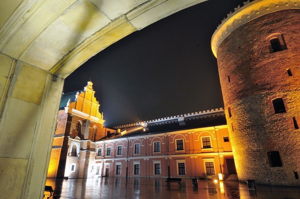 220-lublin-web-lit