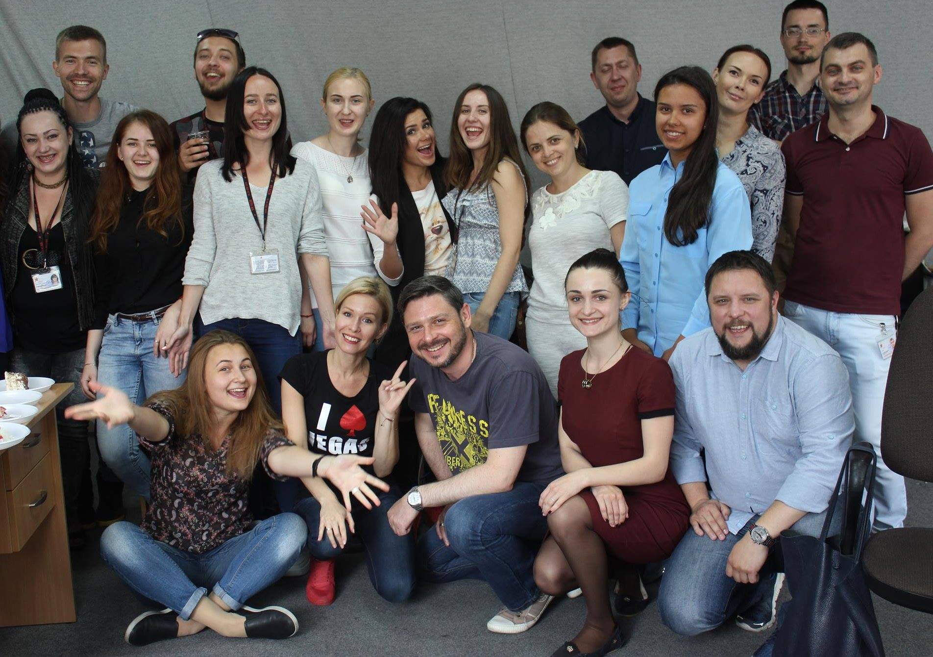 ранок у великому місті фото