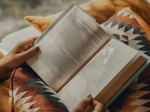 Рецензія на книгу Хто ти такий